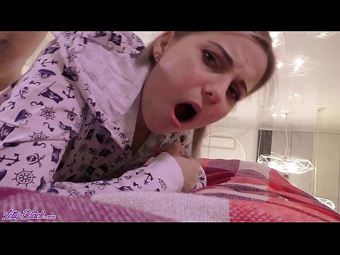 ❤️ Seksi mama guta i pregistyle seks - sperma izbliza Porno kod nas